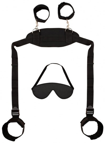 Verführerische Bondage-Accessoires mit Augenbinde